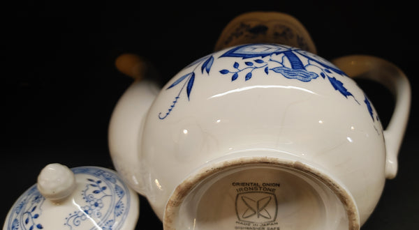 Vintage Ceramic Ironstone Oriental Onion Blue White Coffee Teapot #4610