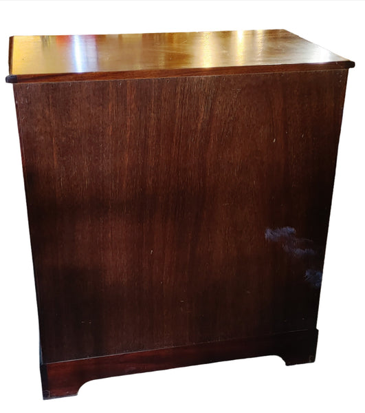 Chippendale Style 4-Drawer Chest of Drawers