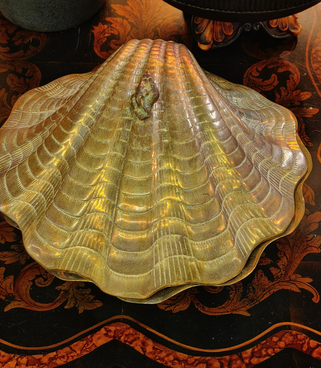 Vintage Brass Clam Shell Centerpiece Candy Dish Hinged Bi Valve – ATTIC  FANATIC