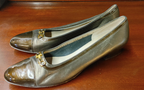 Salvatore Ferragamo Italian Leather Shoes in Bronze with Bow & Toe Cap