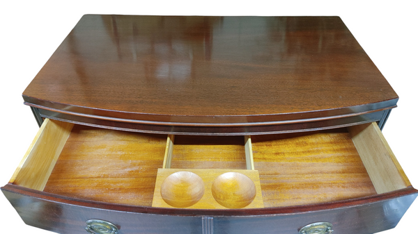 Mahogany 6-Drawer Bowfront Chest of Drawers Hickory Mfr. Co.