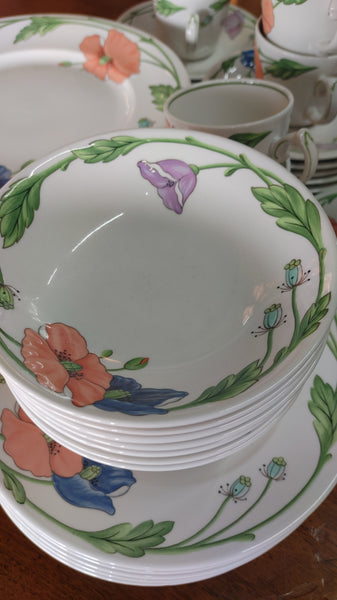 Amapola by Villeroy & Boch Botanical Floral Dinnerware Service for 6 - 34 pcs