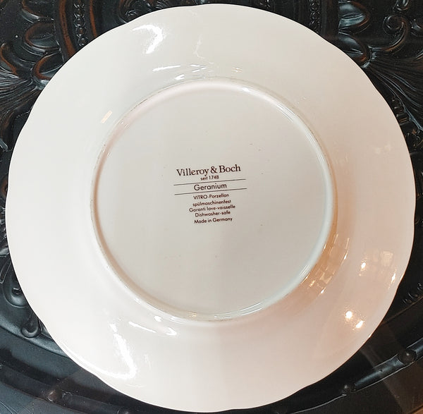 Geranium by Villeroy Boch 4 Place Settings 20 Piece Set