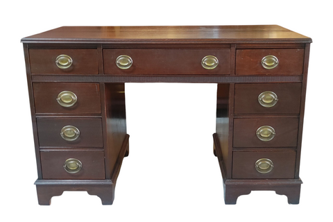 Vintage Mahogany 9-Drawer Hepplewhite Style Desk