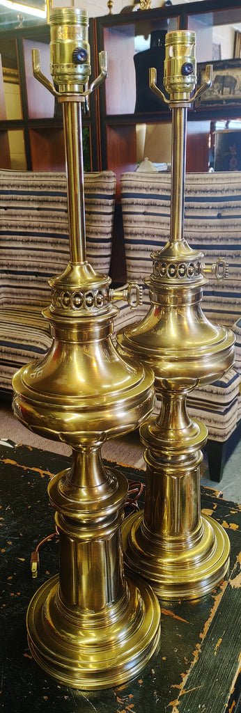 Vintage 1980s Stiffel Traditional Brass Column Table Lamps - A Pair – ATTIC  FANATIC