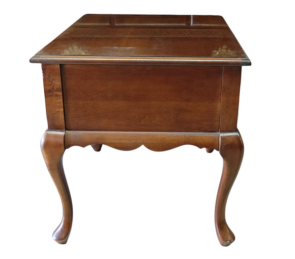 Vintage Cherry Queen Anne End Tables Hammary Furniture Company - A Pair