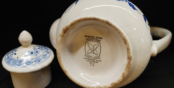 Vintage Ironstone Oriental Onion Blue White Coffee Teapot #4610
