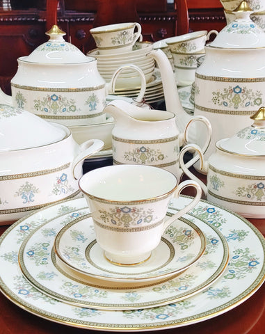 Henley by Minton Blue Green Floral with Scrolls Fine China Service for 8  69 Pieces