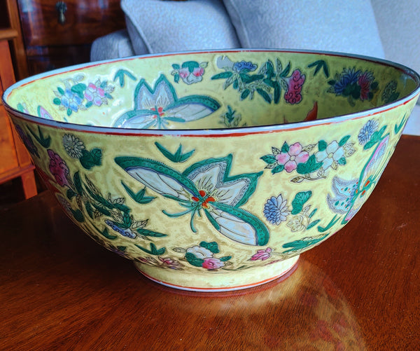 Vintage Asian Centerpiece Decor Bowl Famille Rose Butterflies Floral Motif