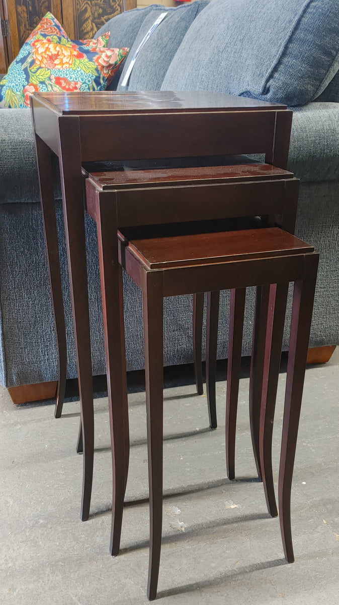 Vintage Baker Barbara Barry Mahogany Nesting Tables – ATTIC FANATIC