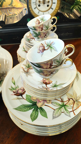 Woodrose by Meito Vintage Ivory Floral China Post War Japan 44 pcs