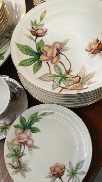 Woodrose by Meito Vintage Ivory Floral China Post War Japan 44 pcs