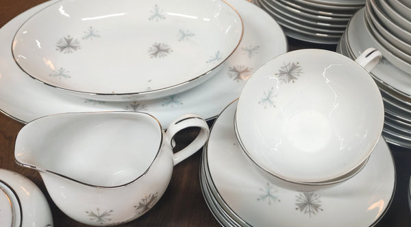 Mid Century Atomic Starburst Tableware Sone Japan 55 pcs