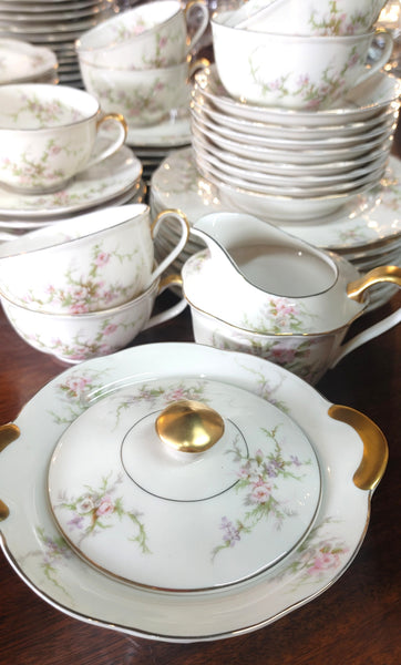 Theodore Haviland New York Rosalinde 8 Place Settings 61-pcs