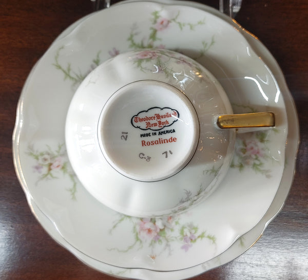 Theodore Haviland New York Rosalinde 8 Place Settings 61-pcs