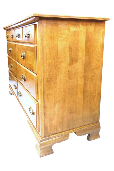 Early American Style Solid Maple Wood Nutmeg 8-Drawer Dresser Forest Furniture