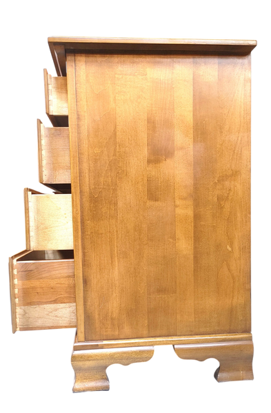 Early American Style Solid Maple Wood Nutmeg 8-Drawer Dresser Forest Furniture