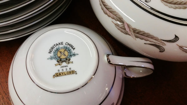 Gaylord by Noritake 69-pc Vintage White Fine China Dinnerware Tableware