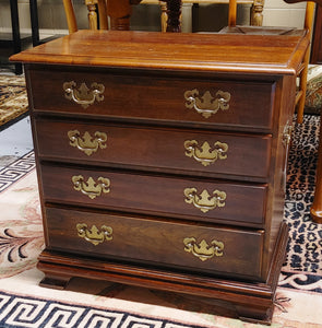 Traditional 4-Drawer Chippendale Nightstand Brass Pulls