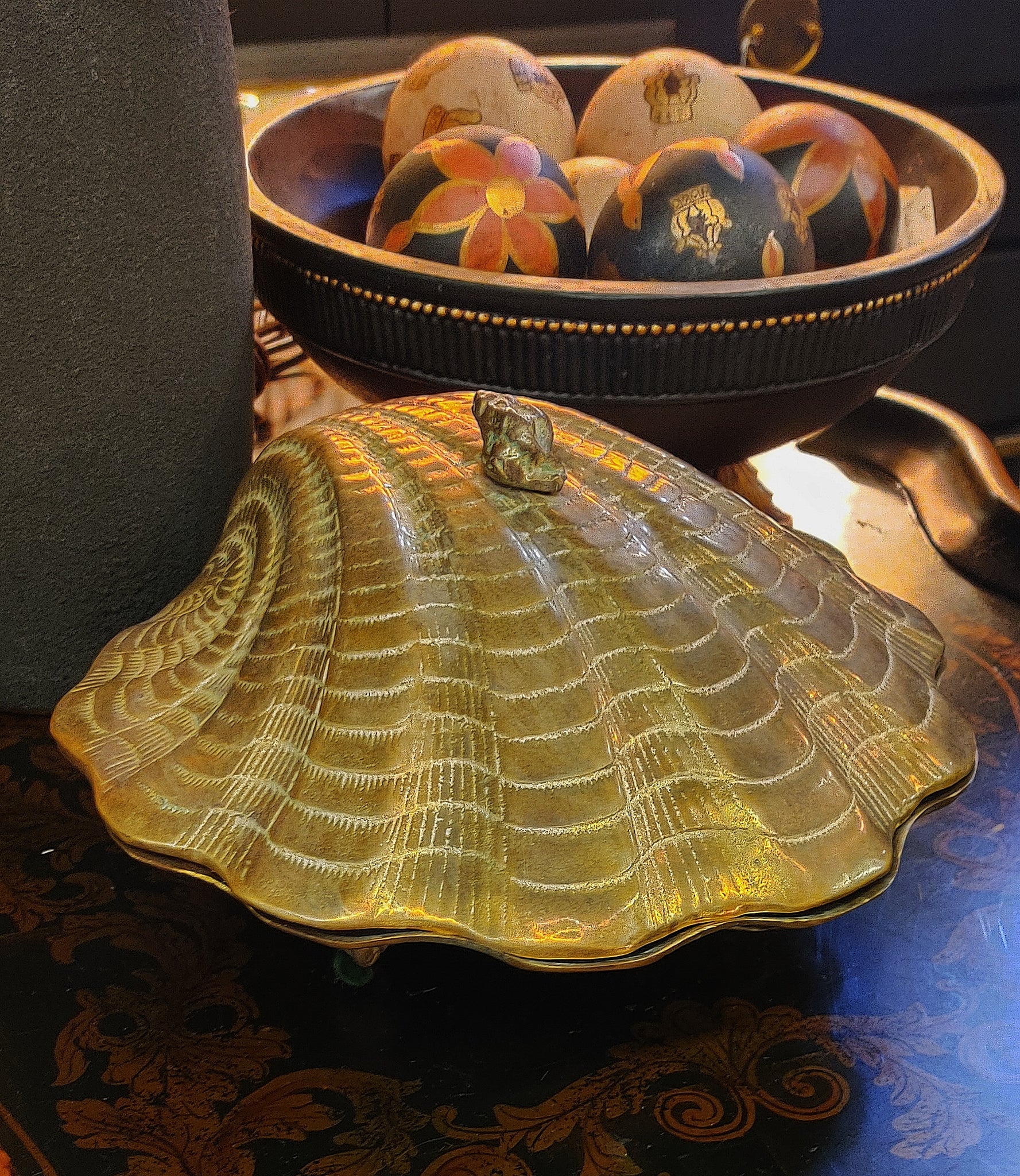 VINTAGE BAROQUE BRASS SEASHELL CATCH ALL TRINKET CANDY DISH